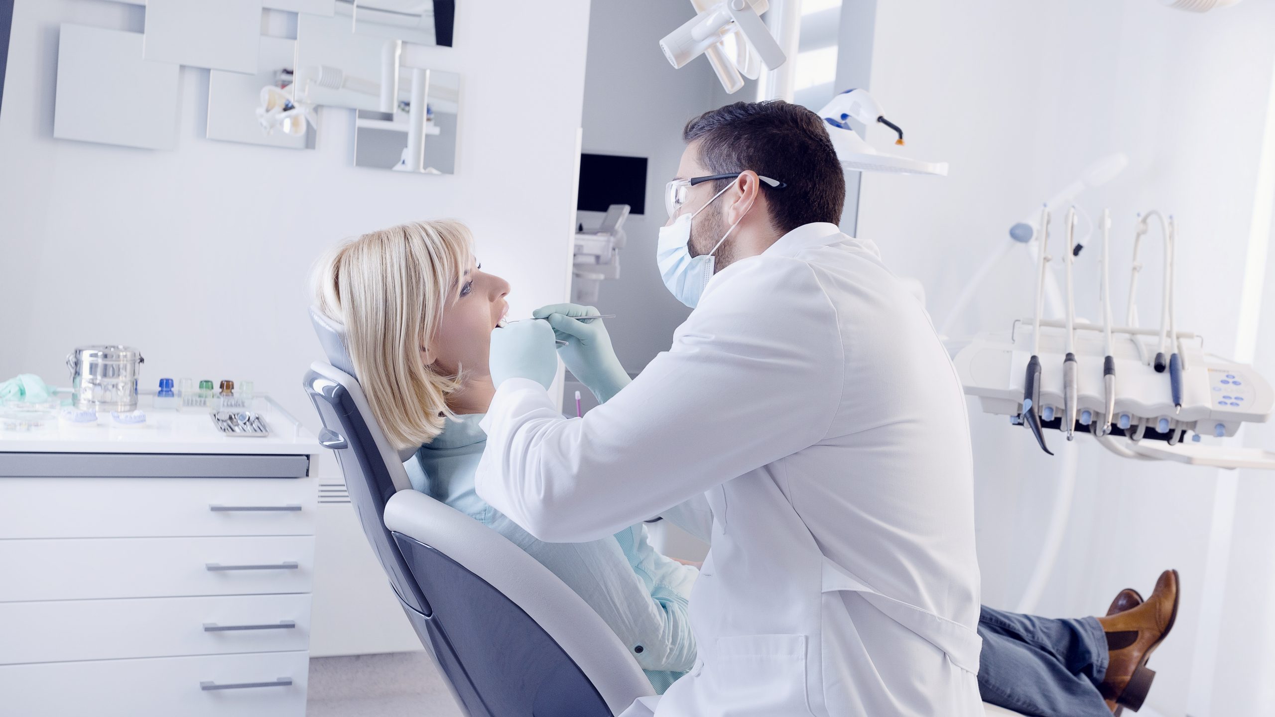 Dentist in Carriere, MS